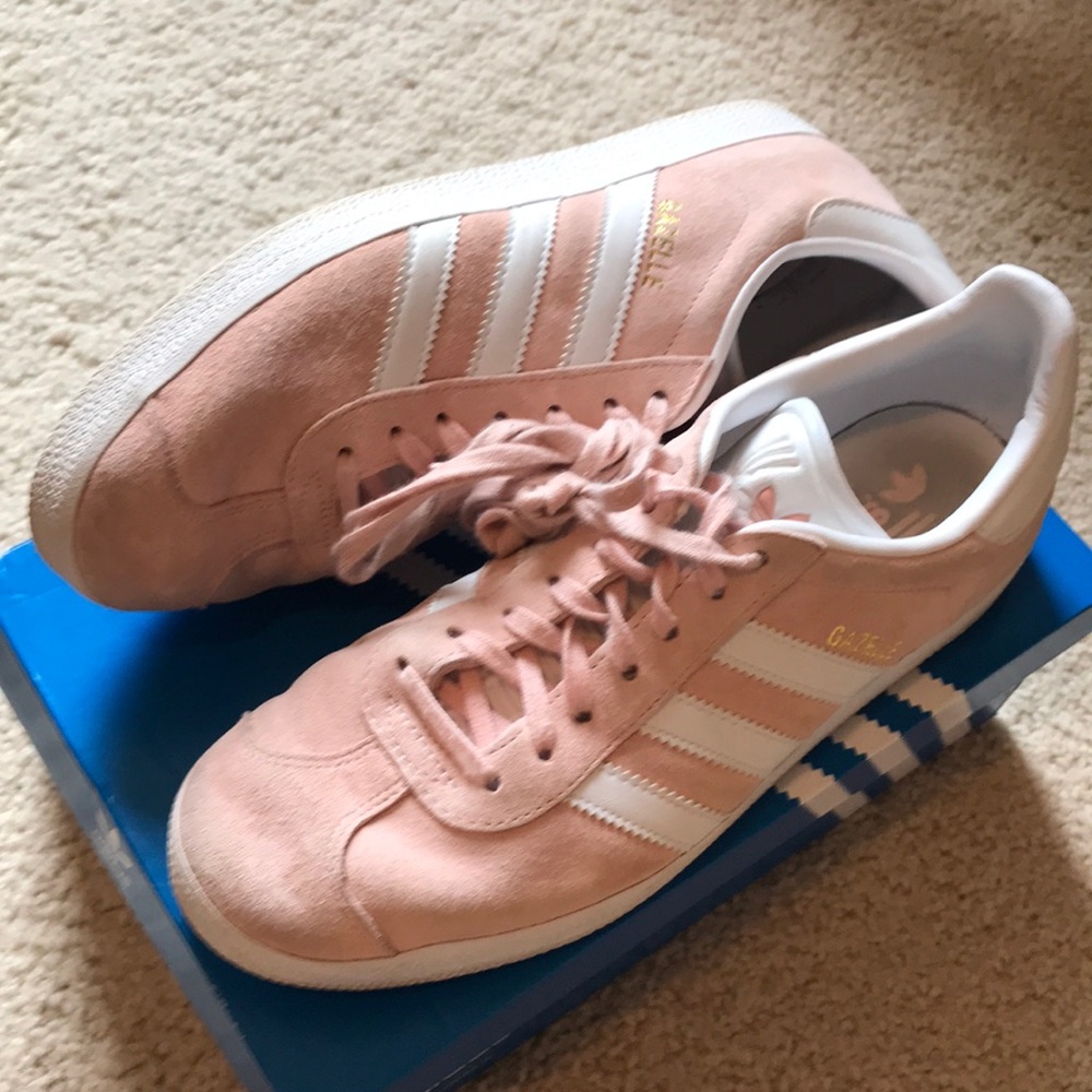 Adidas Gazelle size 8 1/2